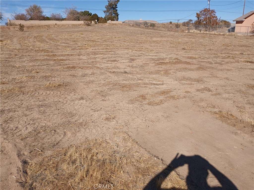 1.02 Acres of Land for Sale in Hesperia, California