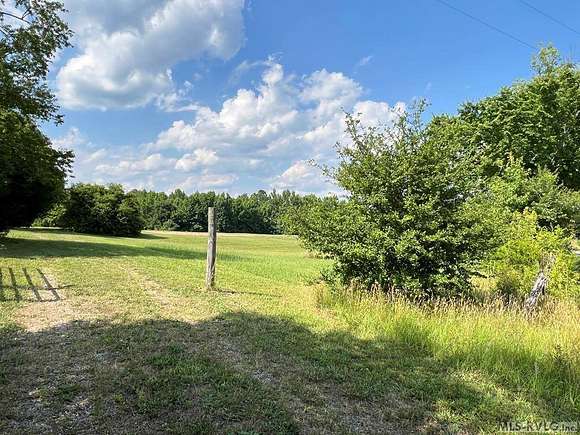 12 Acres of Land for Sale in Warfield, Virginia