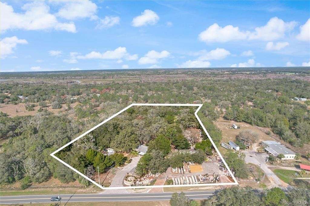 5.63 Acres of Commercial Land for Sale in Dunnellon, Florida