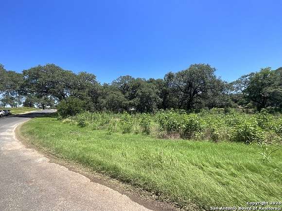 1 Acres of Mixed-Use Land for Sale in Floresville, Texas