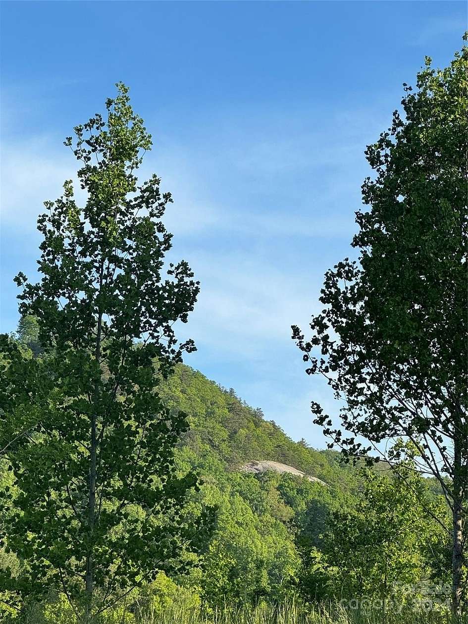 3.26 Acres of Residential Land for Sale in Hendersonville, North Carolina