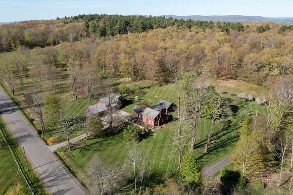 15.83 Acres of Land with Home for Sale in North East Town, New York