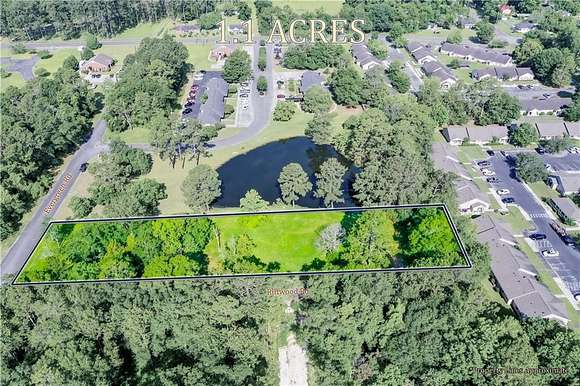 1.11 Acres of Commercial Land for Sale in Waycross, Georgia
