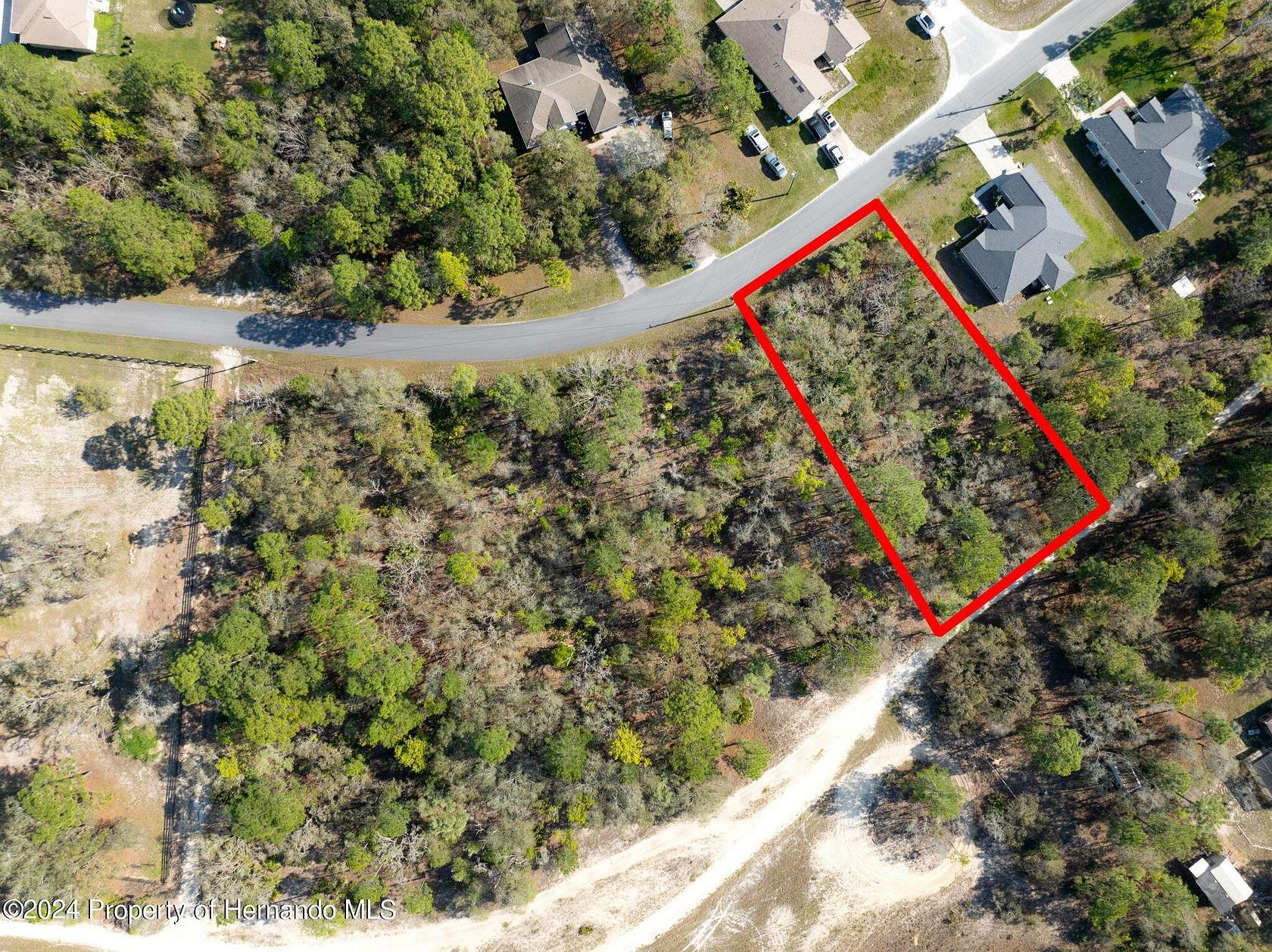 1.25 Acres of Residential Land for Sale in Weeki Wachee, Florida