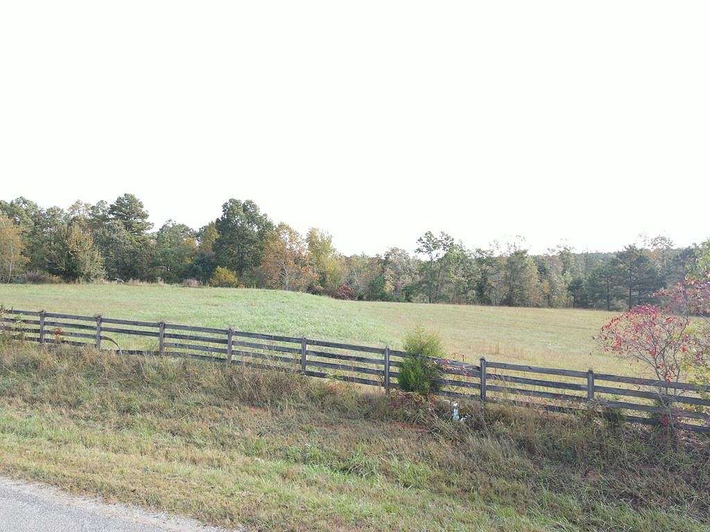 10 Acres of Residential Land for Sale in Cedar Grove, Tennessee