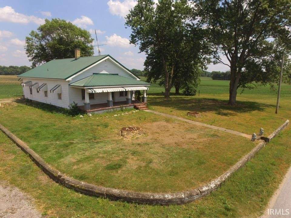 2 Acres of Residential Land with Home for Sale in Washington, Indiana
