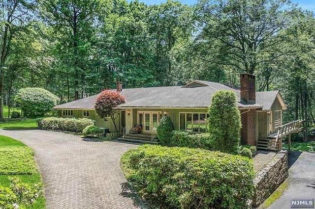 2.019 Acres of Residential Land with Home for Sale in Saddle River, New Jersey