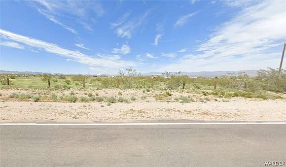 1.03 Acres of Residential Land for Sale in Golden Valley, Arizona