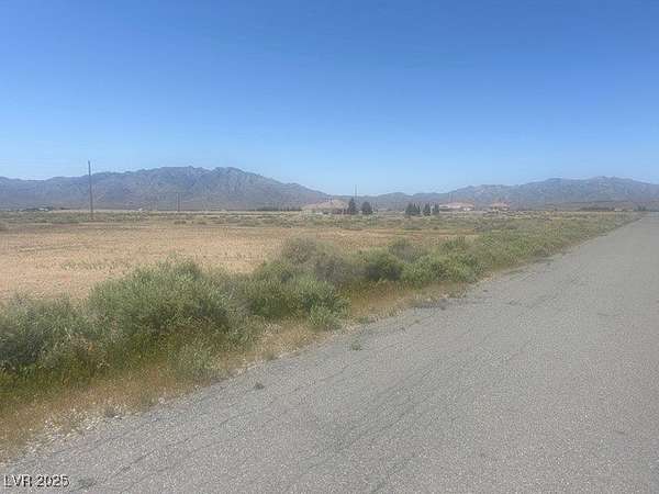 1 Acre of Land for Sale in Pahrump, Nevada