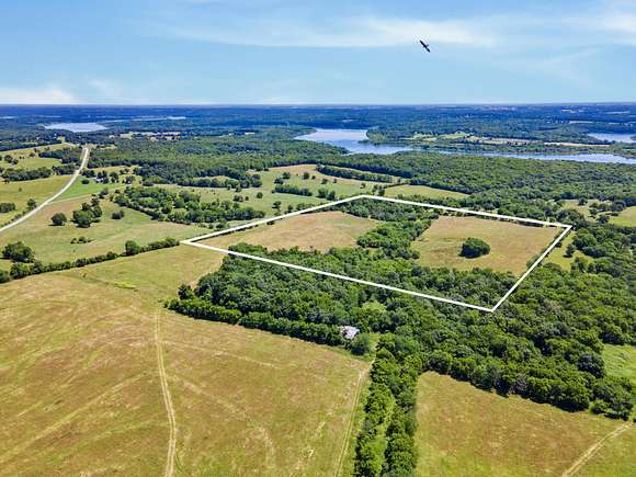 40 Acres of Recreational Land for Sale in Greenfield, Missouri