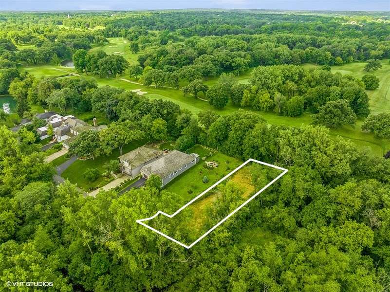 0.22 Acres of Residential Land for Sale in Barrington Hills, Illinois