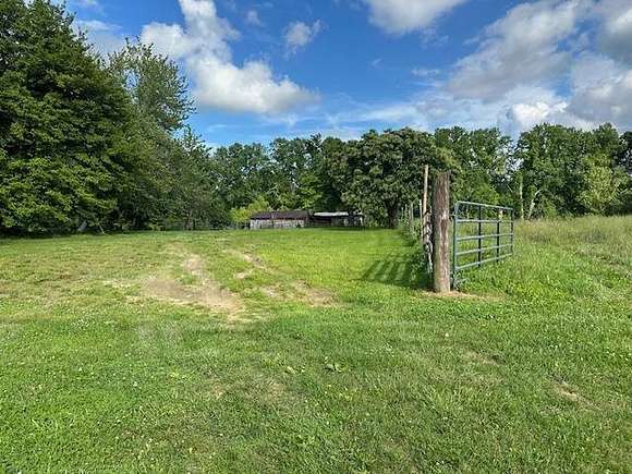 3 Acres of Land for Sale in Russell Springs, Kentucky