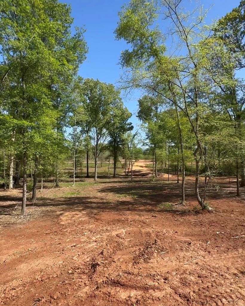 5 Acres of Residential Land for Sale in Nacogdoches, Texas