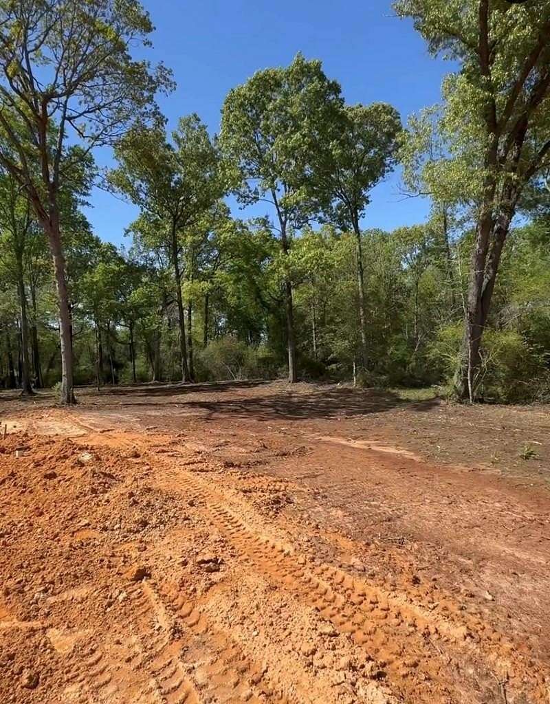 5 Acres of Residential Land for Sale in Nacogdoches, Texas