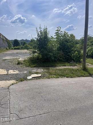 0.3 Acres of Commercial Land for Sale in Bristol, Tennessee