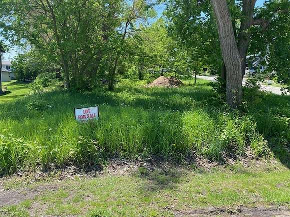 0.74 Acres of Residential Land for Sale in Fox Lake, Illinois