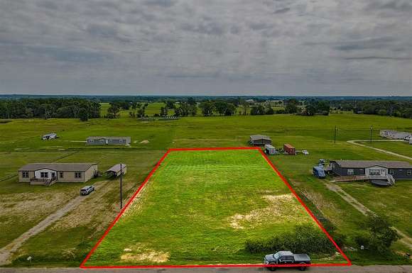 1.13 Acres of Land for Sale in Grand Saline, Texas