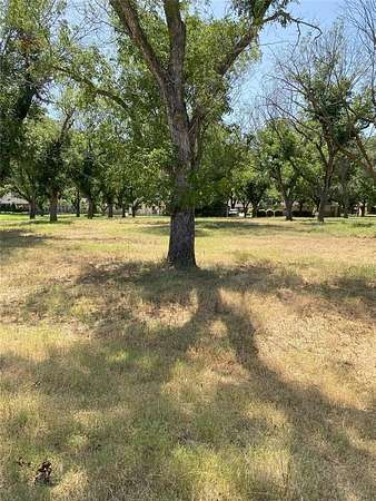0.83 Acres of Residential Land for Sale in Granbury, Texas