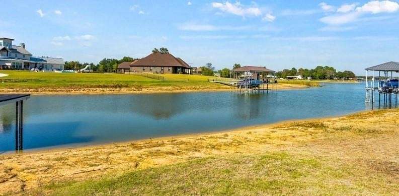 0.934 Acres of Residential Land for Sale in Pelican Bay, Texas