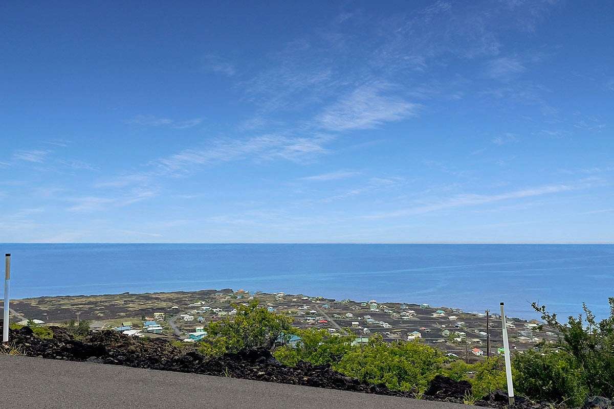 1 Acres of Residential Land for Sale in Captain Cook, Hawaii