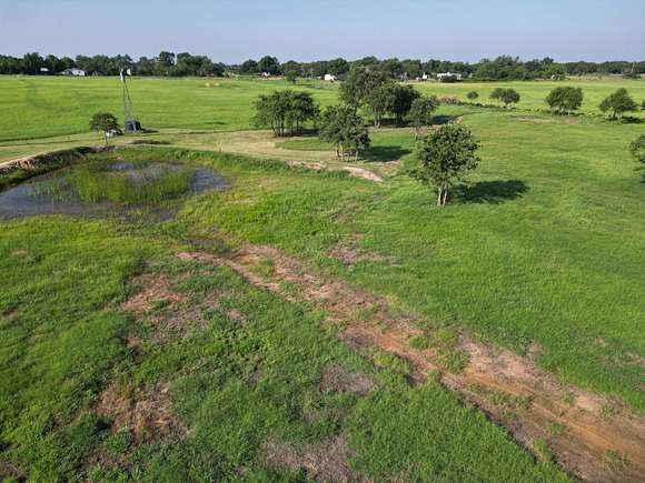 49.02 Acres of Recreational Land & Farm for Sale in Cross Plains, Texas