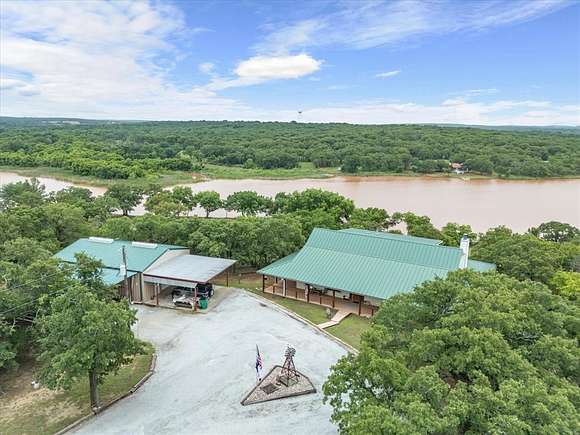 4.53 Acres of Residential Land with Home for Sale in Nocona, Texas