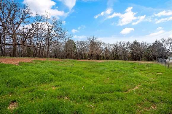 1.054 Acres of Residential Land for Sale in Arlington, Texas