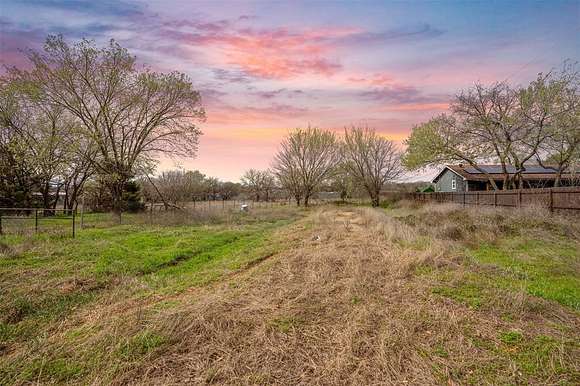 1.092 Acres of Residential Land for Sale in Arlington, Texas