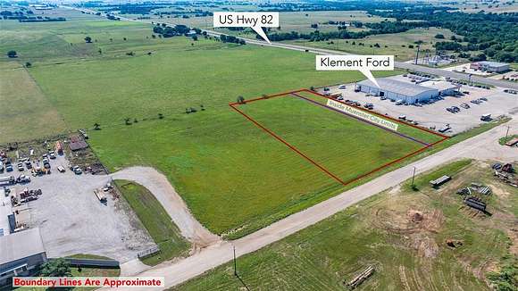 2.5 Acres of Land for Sale in Muenster, Texas