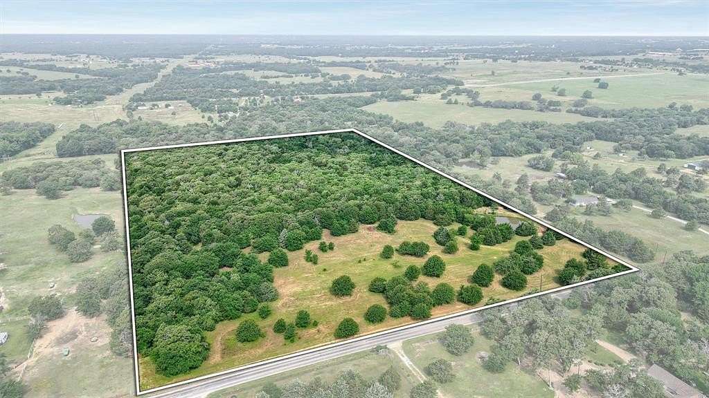 30 Acres of Recreational Land for Sale in Whitesboro, Texas