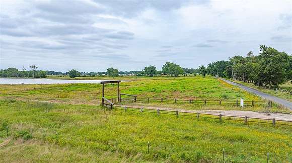 26.856 Acres of Recreational Land & Farm for Sale in Mount Vernon, Texas