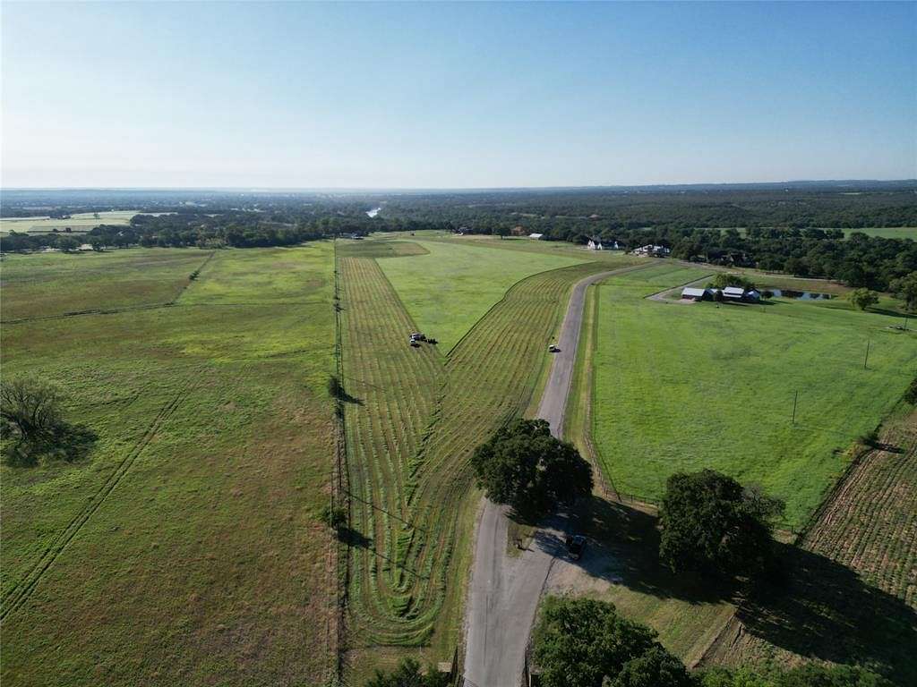 10.027 Acres of Recreational Land for Sale in Brock, Texas