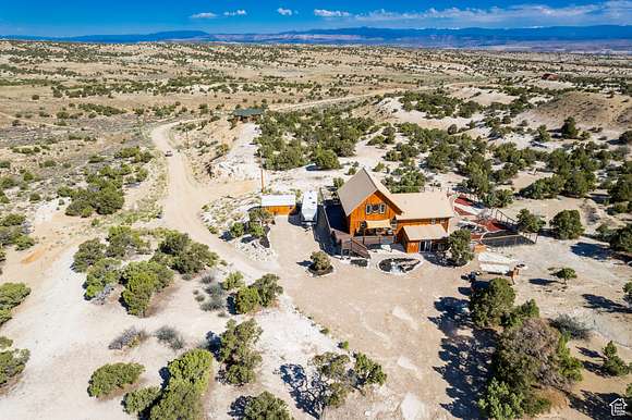 2.77 Acres of Residential Land with Home for Sale in Duchesne, Utah