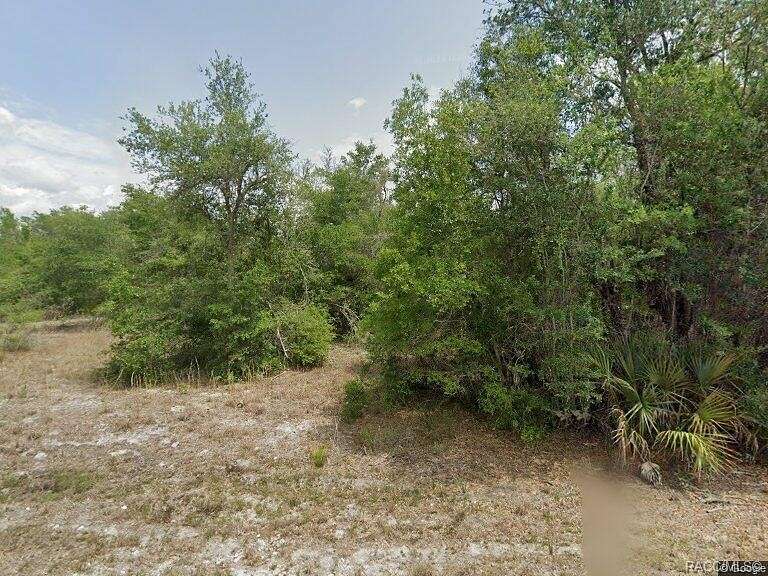 1.27 Acres of Land for Sale in Crystal River, Florida
