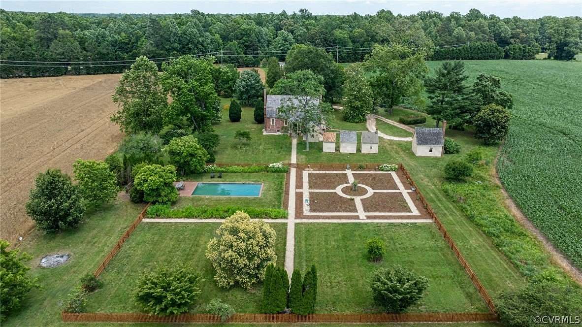 95 Acres of Land with Home for Sale in Tappahannock, Virginia