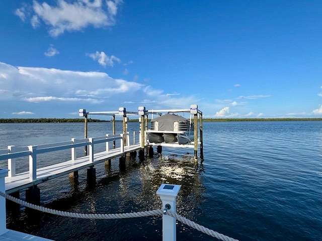 Land for Sale in Chokoloskee, Florida