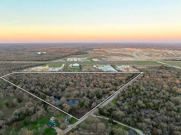 25 Acres of Mixed-Use Land for Sale in College Station, Texas