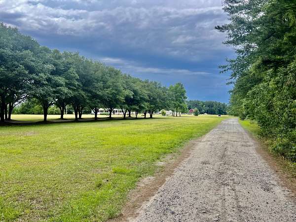 1 Acre of Residential Land for Sale in Moncks Corner, South Carolina