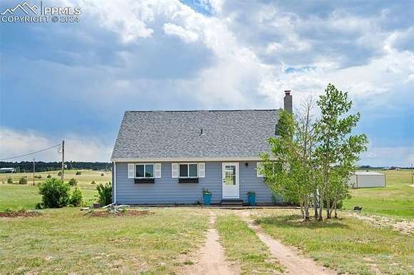 5.1 Acres of Residential Land with Home for Sale in Elbert, Colorado