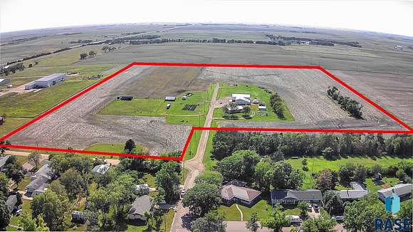 52 Acres of Land with Home for Sale in Howard, South Dakota