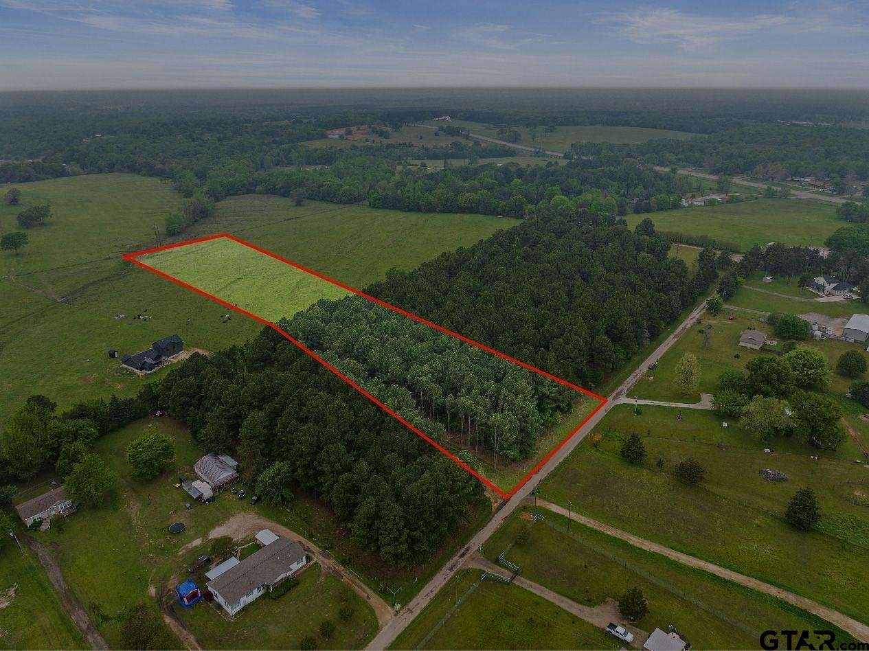 5 Acres of Residential Land for Sale in Mount Pleasant, Texas