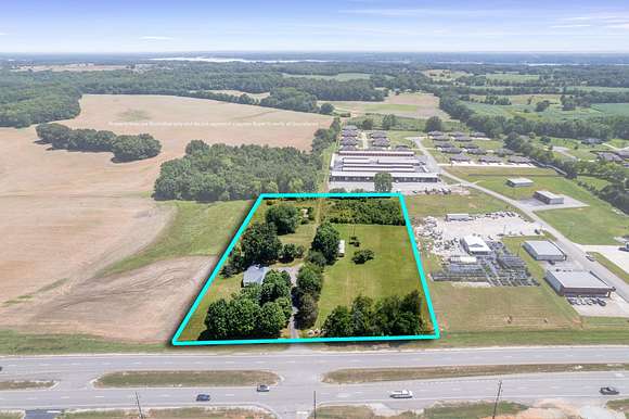 5 Acres of Improved Mixed-Use Land for Sale in Killen, Alabama