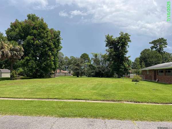0.34 Acres of Residential Land for Sale in Baton Rouge, Louisiana