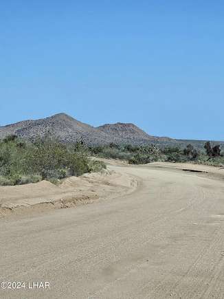 39.99 Acres of Land for Sale in Yucca, Arizona