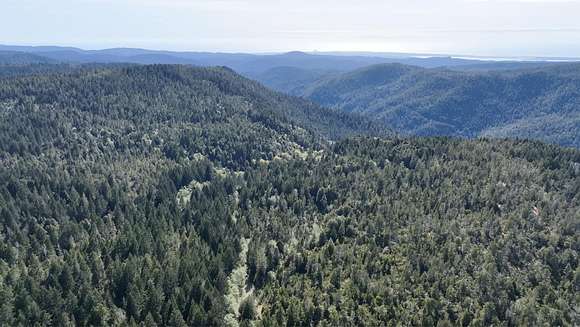 623 Acres of Land for Sale in Gasquet, California