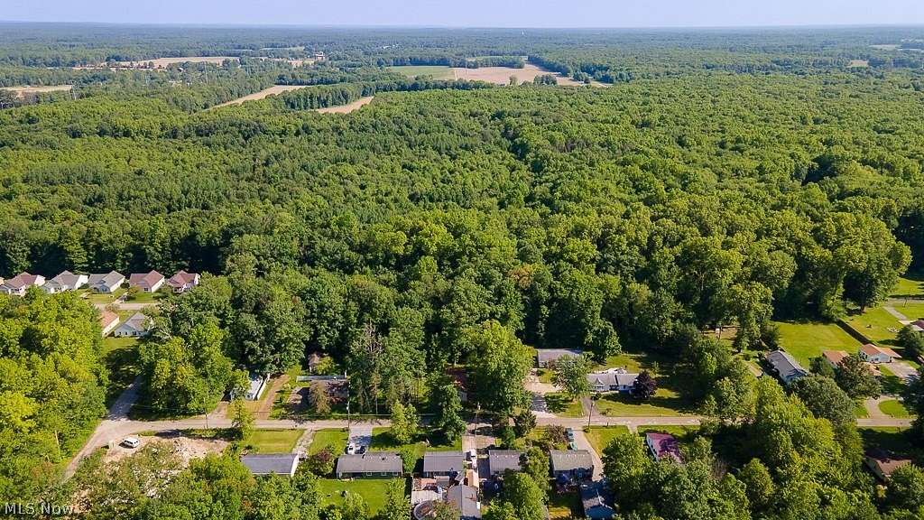 1.24 Acres of Residential Land for Sale in Lake Milton, Ohio