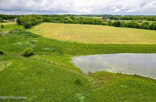 5 Acres of Residential Land for Sale in Bagdad, Kentucky