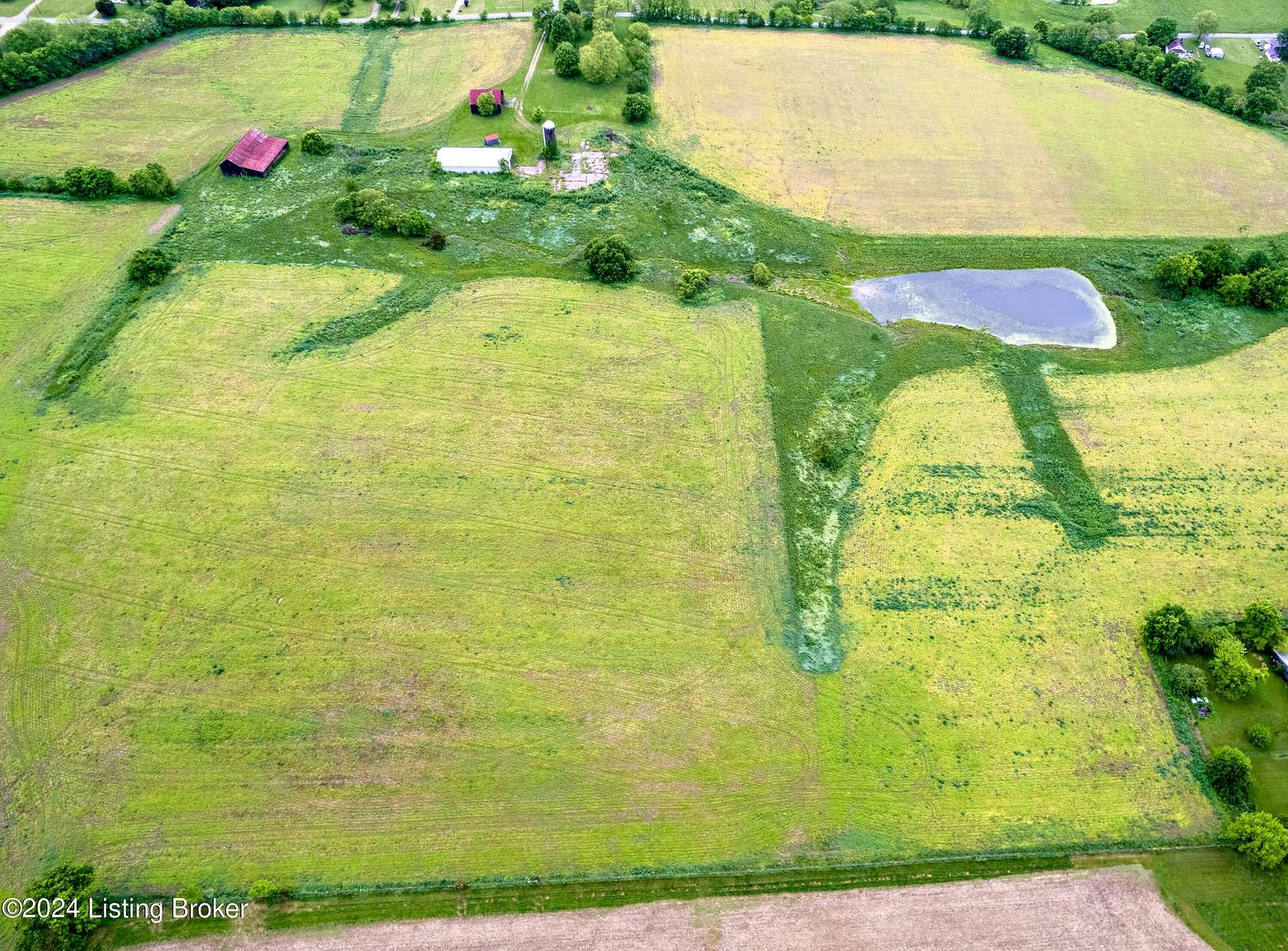 16 Acres of Land for Sale in Bagdad, Kentucky