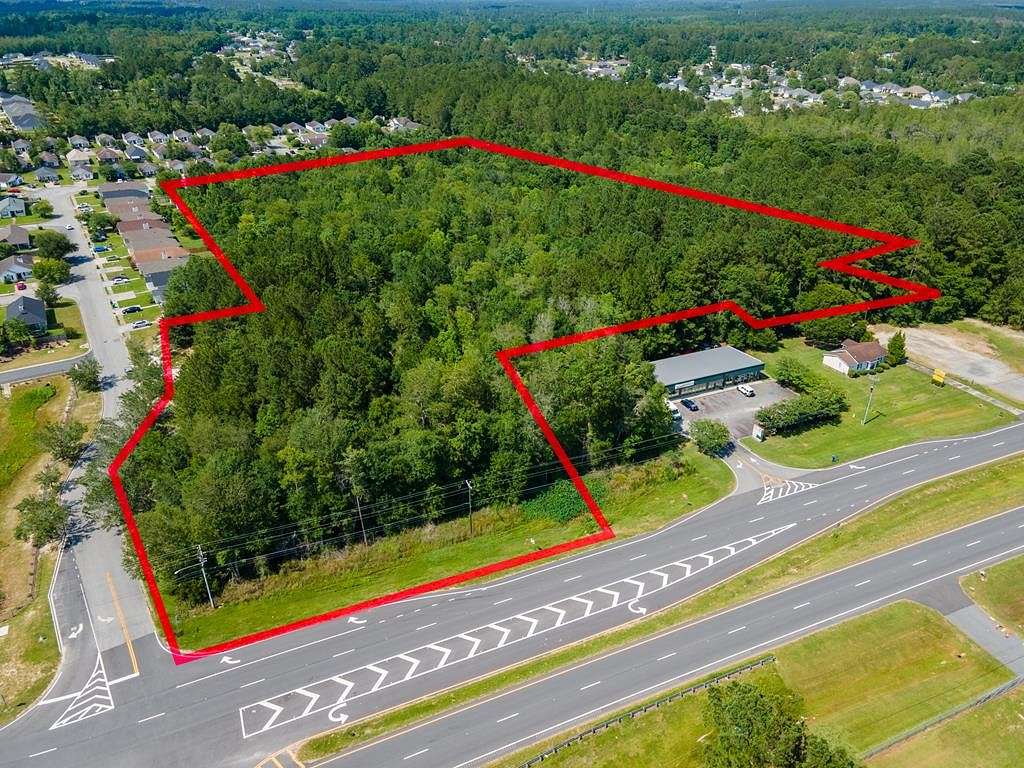 11.92 Acres of Mixed-Use Land for Sale in Valdosta, Georgia