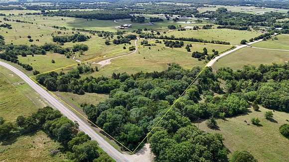 11.647 Acres of Land for Sale in Whitesboro, Texas